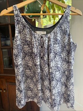LOFT Navy and White Floral Button-Front Sleeveless Camisole